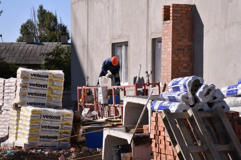 Председатель Совета Свердловского муниципального округа проинспектировал ход строительных работ ЖК «Красноярский» Председатель Совета Свердловского муниципального округа проинспектировал ход строительных работ ЖК «Красноярский»