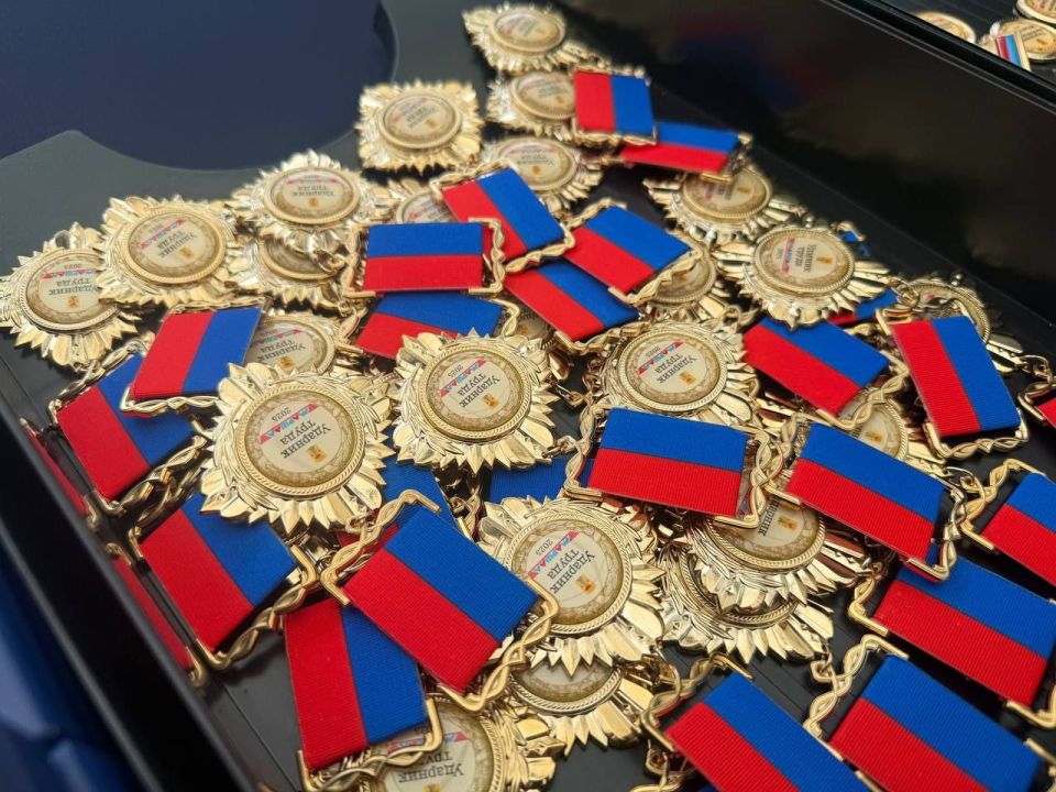 Константин Бутримов: НА «МАРШАЛЕ» ПОЗДРАВИЛИ ЗАВОДЧАН С ПРОФЕССИОНАЛЬНЫМ ПРАЗДНИКОМ – ДНЕМ МАШИНОСТРОИТЕЛЯ Константин Бутримов: НА «МАРШАЛЕ» ПОЗДРАВИЛИ ЗАВОДЧАН С ПРОФЕССИОНАЛЬНЫМ ПРАЗДНИКОМ – ДНЕМ МАШИНОСТРОИТЕЛЯ