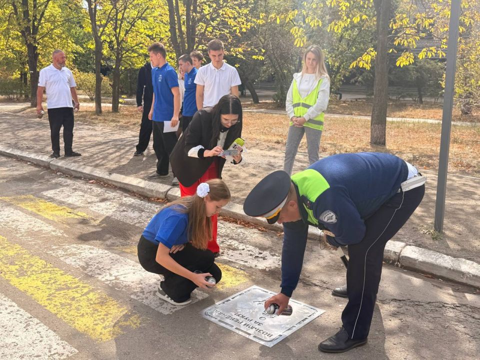 � ��������� ������ ����� ��������� ������������