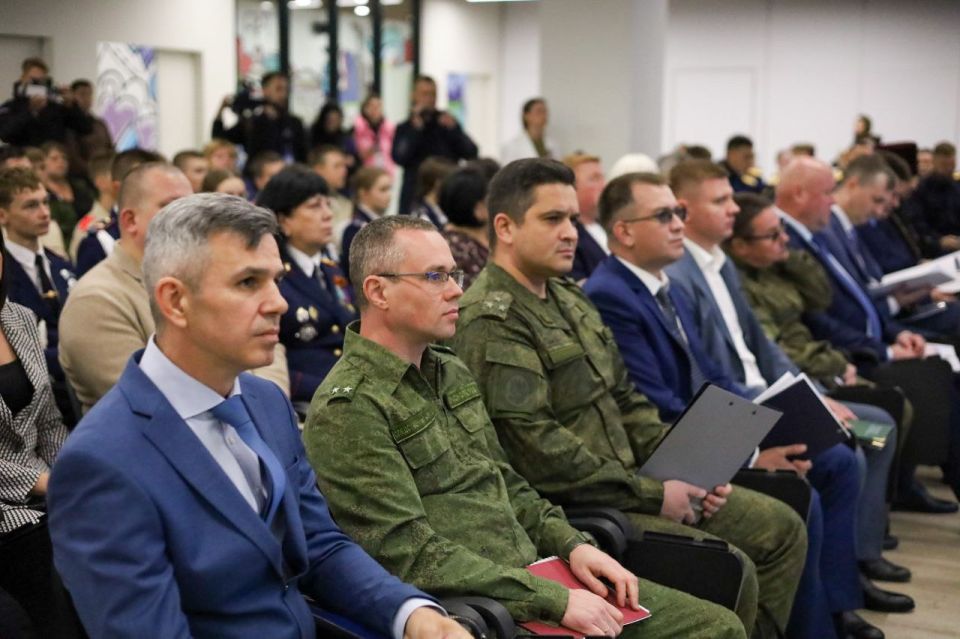 � �������� ��������� ������������� ����� �3 ���� ������: �����, �������, ���������������