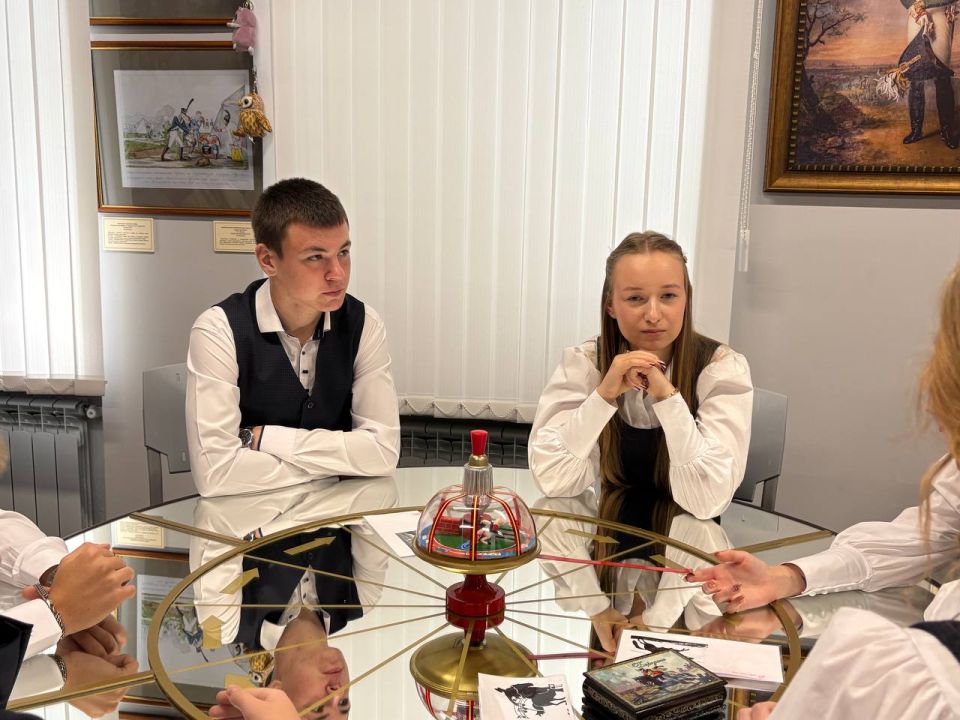 Альберт Зинченко: Празднования Дня поселка Станица Луганская продолжаются с размахом и включают в себя разнообразные культурные, исторические и развлекательные мероприятия, а так же возражения фестиваля казачьей культуры Альберт Зинченко: Празднования Дня поселка Станица Луганская продолжаются с размахом и включают в себя разнообразные культурные, исторические и развлекательные мероприятия, а так же возражения фестиваля казачьей культуры