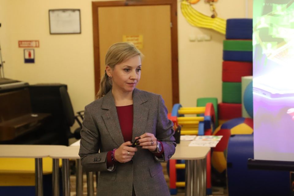 Сотрудник МВД и представитель Банка России провели лекцию по цифровой грамотности в центре соцреабилитации Сотрудник МВД и представитель Банка России провели лекцию по цифровой грамотности в центре соцреабилитации