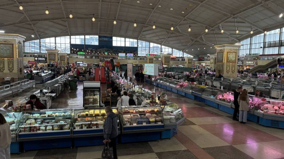 Леонид Пасечник: Луганская Народная Республика расширяет торгово-экономические связи Леонид Пасечник: Луганская Народная Республика расширяет торгово-экономические связи