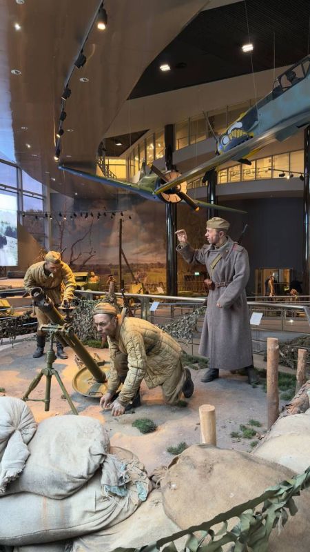 Леонид Пасечник: Продолжается рабочая программа поездки в Республику Беларусь Леонид Пасечник: Продолжается рабочая программа поездки в Республику Беларусь