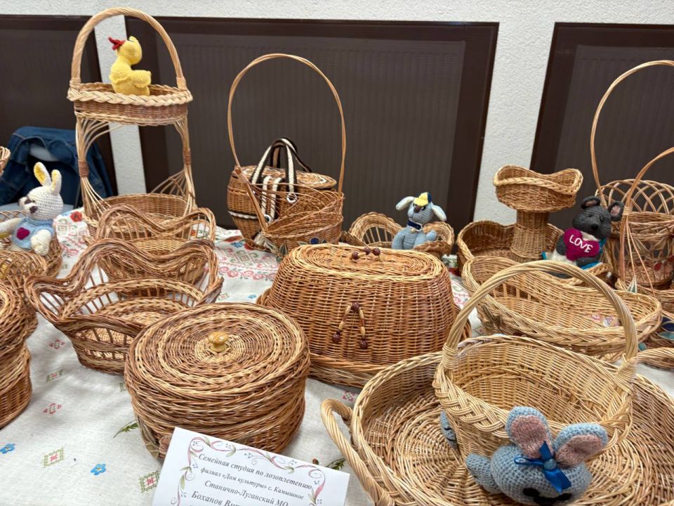 Станице-Луганской — 337 лет: в посёлке открыли 4 общественных пространства и провели масштабные мероприятия Станице-Луганской — 337 лет: в посёлке открыли 4 общественных пространства и провели масштабные мероприятия