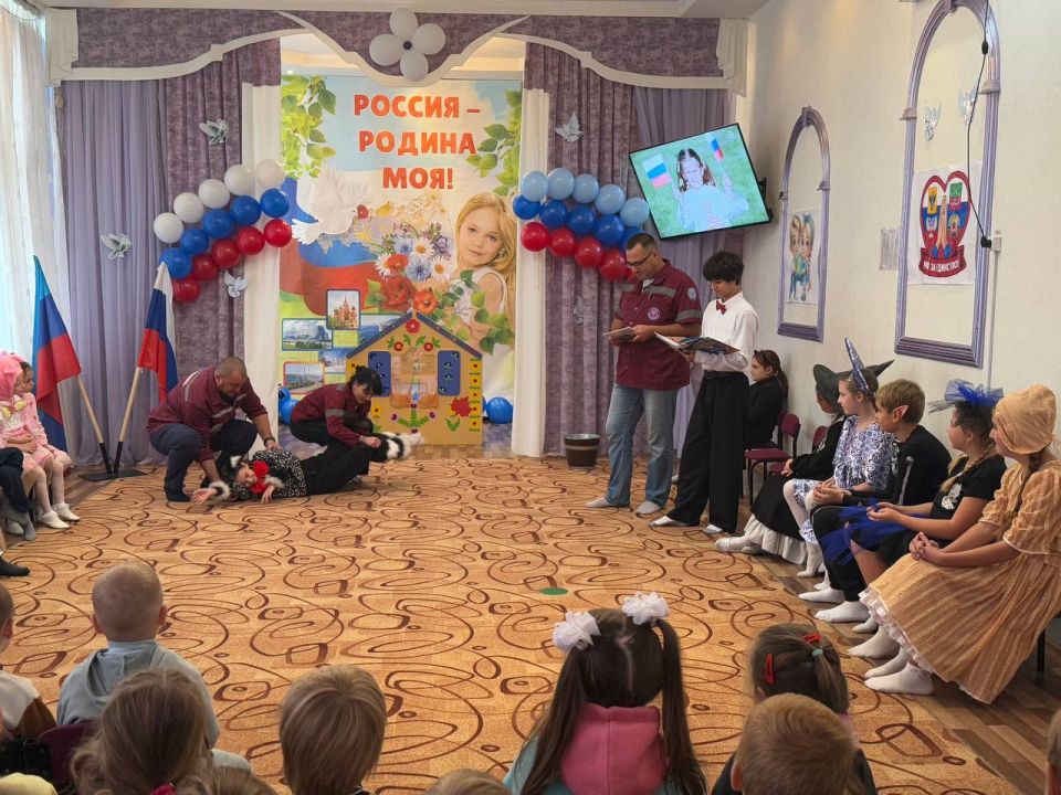 В Ровеньковском ясли-сад комбинированного вида «Ладушки» прошло театрализованное мероприятие «Первая помощь себе и другим» В Ровеньковском ясли-сад комбинированного вида «Ладушки» прошло театрализованное мероприятие «Первая помощь себе и другим»