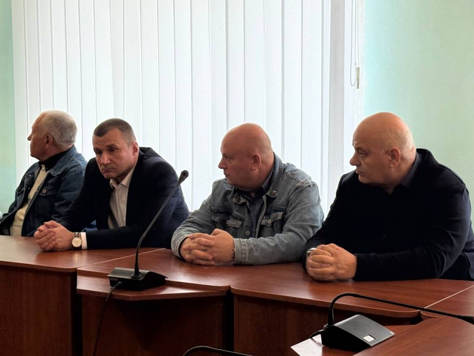 Виктория Сергеева: Сегодня совместно с сенатором Совета Федерации от Луганской Народной Республики Дарьей Сергеевной Лантратовой, а также депутатом Народного Совета Алексеем Юрьевичем Белецким приняли участие в заседании... Виктория Сергеева: Сегодня совместно с сенатором Совета Федерации от Луганской Народной Республики Дарьей Сергеевной Лантратовой, а также депутатом Народного Совета Алексеем Юрьевичем Белецким приняли участие в заседании...