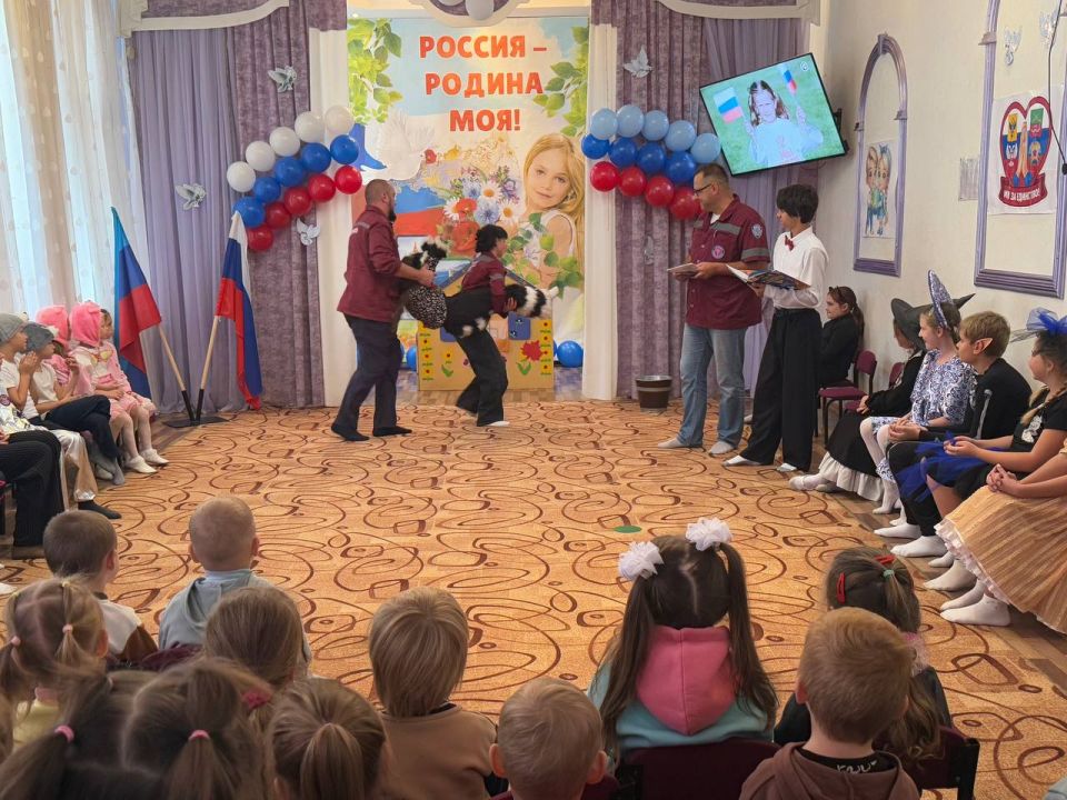В Ровеньковском ясли-сад комбинированного вида «Ладушки» прошло театрализованное мероприятие «Первая помощь себе и другим» В Ровеньковском ясли-сад комбинированного вида «Ладушки» прошло театрализованное мероприятие «Первая помощь себе и другим»