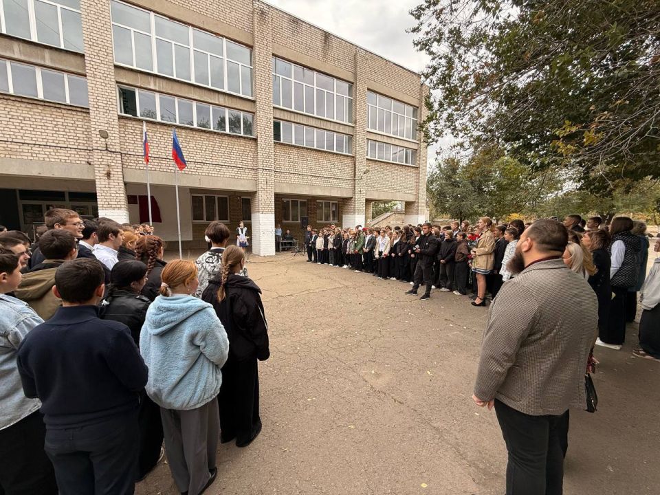 Дарья Лантратова: 30 сентября 1942 года молодёжные подпольные группы объединились в единую организацию «Молодая гвардия» Дарья Лантратова: 30 сентября 1942 года молодёжные подпольные группы объединились в единую организацию «Молодая гвардия»