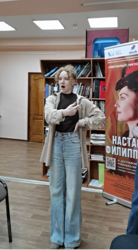В Детской школе искусств №2 г. Ровеньки прошёл мастер-класс для учащихся образцового театрального коллектива «Вдохновение» В Детской школе искусств №2 г. Ровеньки прошёл мастер-класс для учащихся образцового театрального коллектива «Вдохновение»