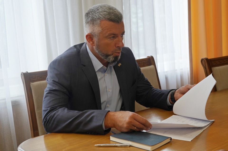 Андрей Сухачев: Провели рабочую встречу с Виталием Панасенко Андрей Сухачев: Провели рабочую встречу с Виталием Панасенко