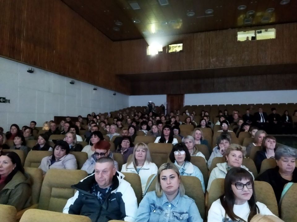 Сегодня в ДК им. Горького царила атмосфера праздника и единства! Состоялся торжественный концерт, посвященный третьей годовщине воссоединения Донецкой, Луганской Народных Республик, Херсонской и Запорожской областей с... Сегодня в ДК им. Горького царила атмосфера праздника и единства! Состоялся торжественный концерт, посвященный третьей годовщине воссоединения Донецкой, Луганской Народных Республик, Херсонской и Запорожской областей с...
