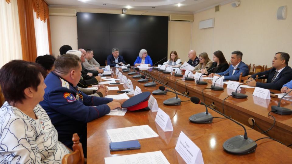 ЭКСПЕРТНЫЙ СОВЕТ ПО МЕЖНАЦИОНАЛЬНЫМ ОТНОШЕНИЯМ ЭКСПЕРТНЫЙ СОВЕТ ПО МЕЖНАЦИОНАЛЬНЫМ ОТНОШЕНИЯМ