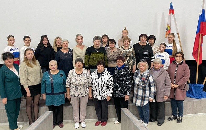 В Суходольске состоялось патриотическое мероприятие в честь 3й годовщины воссоединения ЛНР с Российской Федерацией В Суходольске состоялось патриотическое мероприятие в честь 3й годовщины воссоединения ЛНР с Российской Федерацией