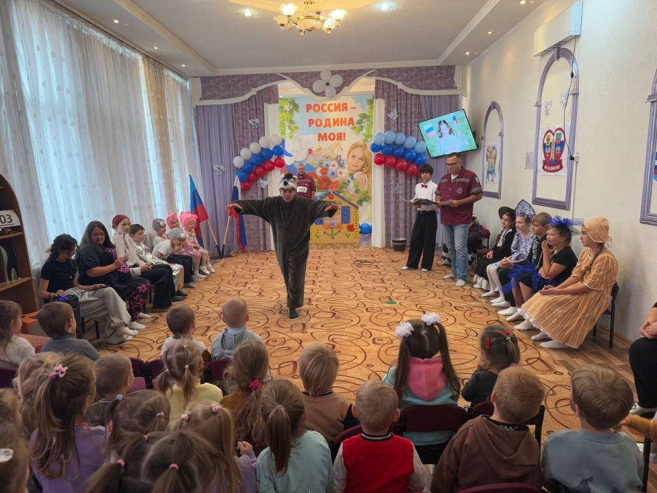 В Ровеньковском ясли-сад комбинированного вида «Ладушки» прошло театрализованное мероприятие «Первая помощь себе и другим» В Ровеньковском ясли-сад комбинированного вида «Ладушки» прошло театрализованное мероприятие «Первая помощь себе и другим»