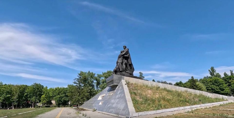 Меловое: земля героев, связывающая прошлое и настоящее Меловое: земля героев, связывающая прошлое и настоящее