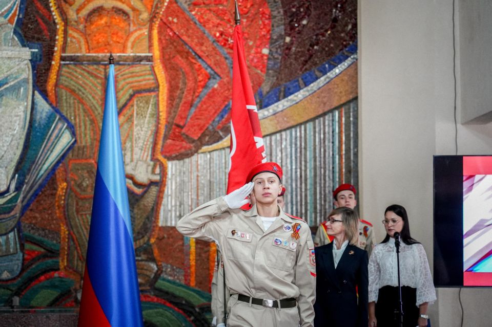Михаил Голубович: Плечом к плечу идут российские войска Михаил Голубович: Плечом к плечу идут российские войска