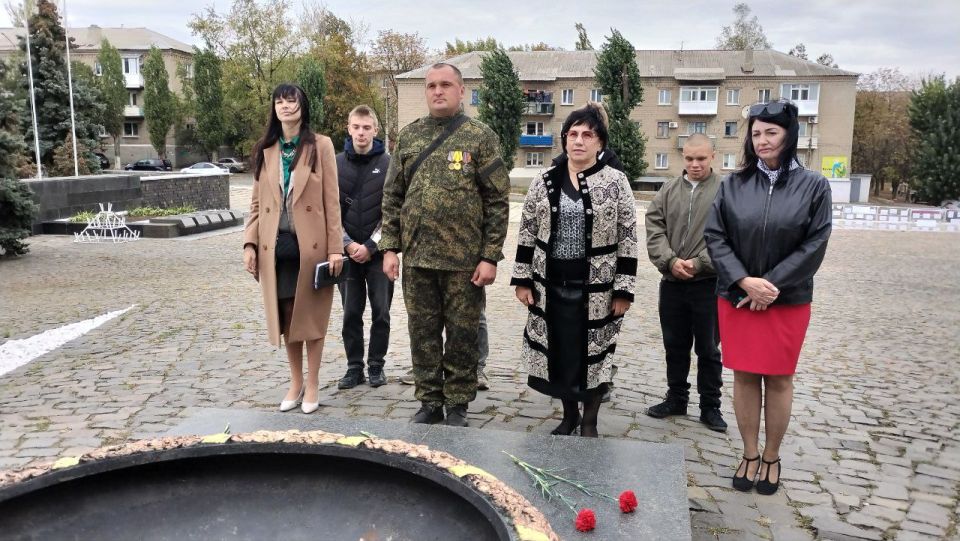 В музее истории города Ровеньки состоялась встреча "СВОим примером" В музее истории города Ровеньки состоялась встреча "СВОим примером"