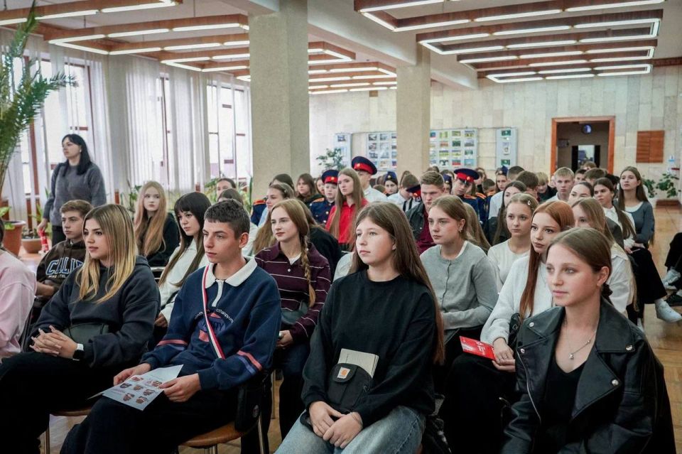Будь в Молодой Гвардии - будь примером для других! Будь в Молодой Гвардии - будь примером для других!