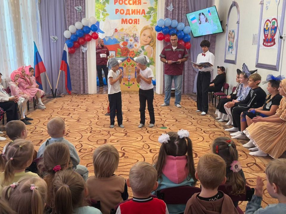 В Ровеньковском ясли-сад комбинированного вида «Ладушки» прошло театрализованное мероприятие «Первая помощь себе и другим» В Ровеньковском ясли-сад комбинированного вида «Ладушки» прошло театрализованное мероприятие «Первая помощь себе и другим»