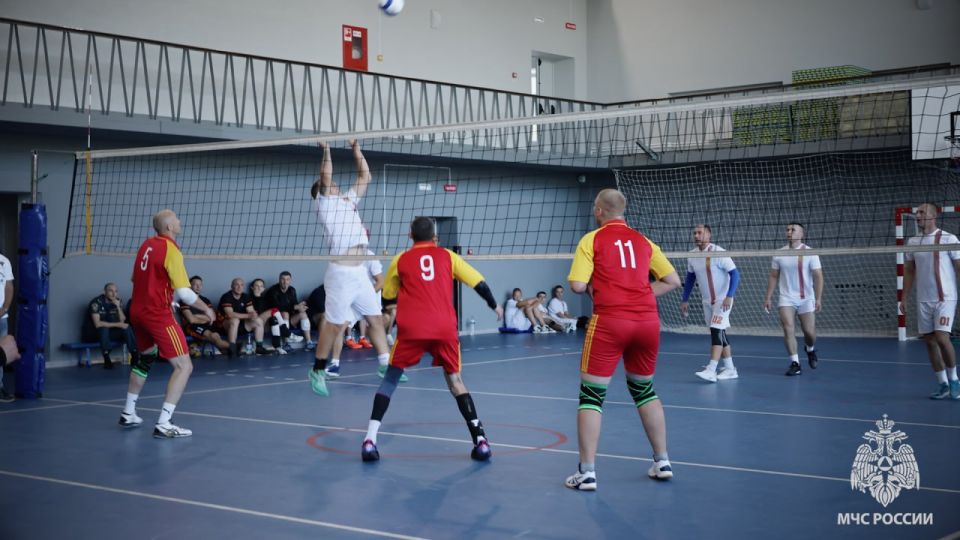 Волейбольный турнир в Мелитополе: спорт объединяет спасателей! Волейбольный турнир в Мелитополе: спорт объединяет спасателей!