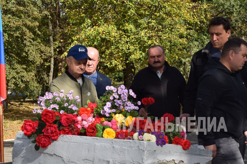 В Белокуракино прошел митинг ко Дню воссоединения республики с Российской Федерацией В Белокуракино прошел митинг ко Дню воссоединения республики с Российской Федерацией