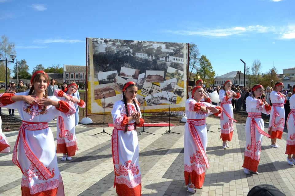 Торжественно открыт обновлённый парк культуры и отдыха Старобельского муниципального округа Торжественно открыт обновлённый парк культуры и отдыха Старобельского муниципального округа