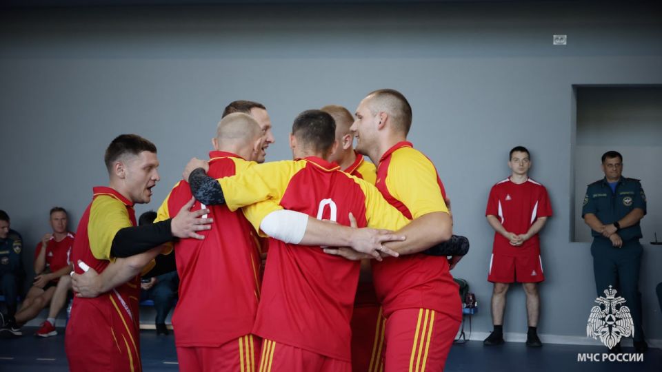 Волейбольный турнир в Мелитополе: спорт объединяет спасателей! Волейбольный турнир в Мелитополе: спорт объединяет спасателей!