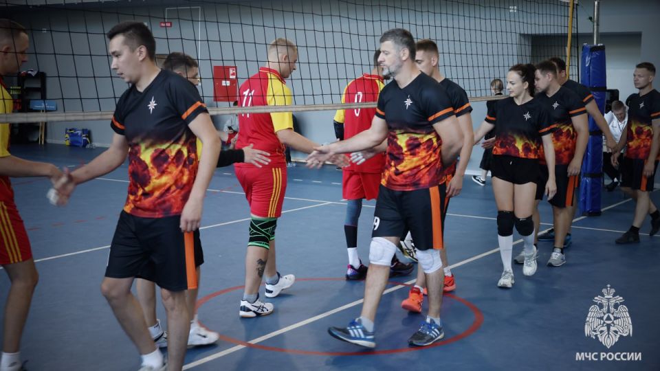 Волейбольный турнир в Мелитополе: спорт объединяет спасателей! Волейбольный турнир в Мелитополе: спорт объединяет спасателей!