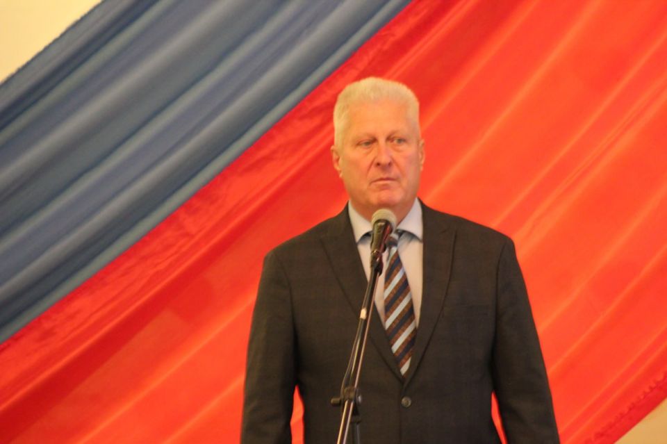 Сергей Козенко: Краснодон отметил третью годовщину воссоединения Луганской Народной Республики с Российской Федерацией и 83ю годовщину образования подпольной молодежной организации «Молодая гвардия» Сергей Козенко: Краснодон отметил третью годовщину воссоединения Луганской Народной Республики с Российской Федерацией и 83ю годовщину образования подпольной молодежной организации «Молодая гвардия»