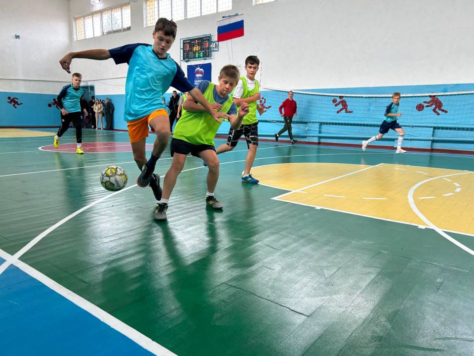 В Троицком муниципальном округе состоялся муниципальный этап соревнований по футзалу на Кубок Главы Луганской Народной Республики среди юношей 2010 года рождения В Троицком муниципальном округе состоялся муниципальный этап соревнований по футзалу на Кубок Главы Луганской Народной Республики среди юношей 2010 года рождения