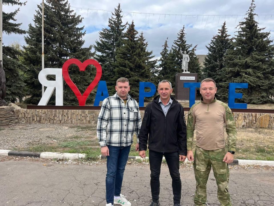 Оренбуржцы посетили г. Артемовск Оренбуржцы посетили г. Артемовск