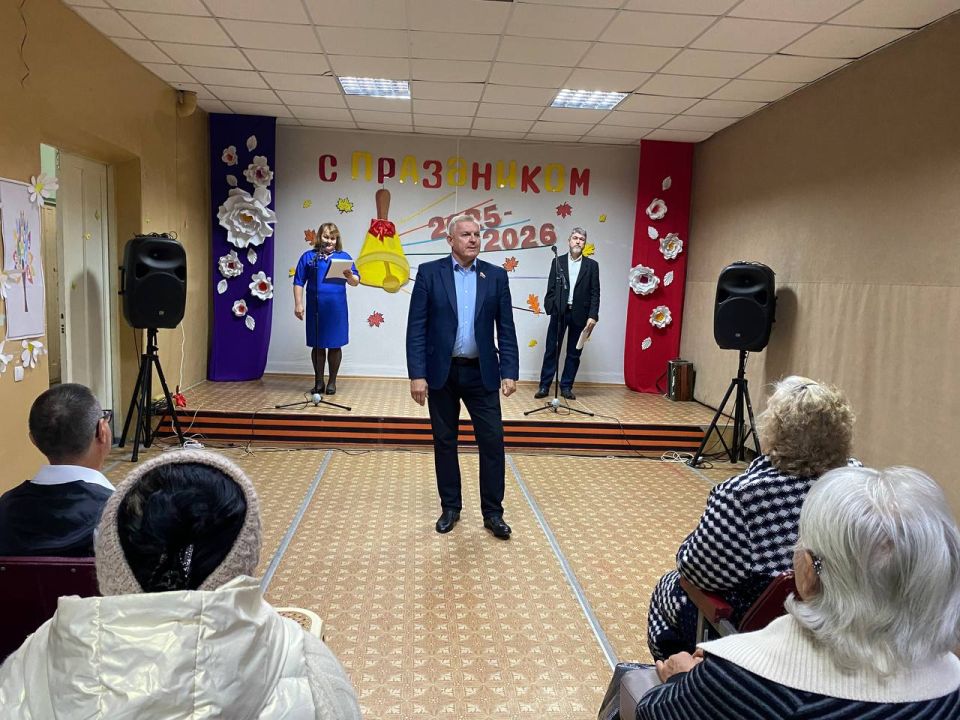 Первый звонок в Университете третьего поколения: празднование Дня пожилого человека Первый звонок в Университете третьего поколения: празднование Дня пожилого человека