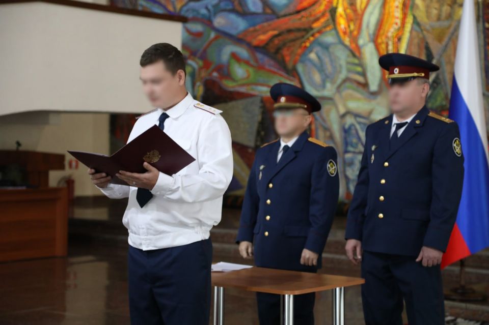 В УФСИН России по Луганской Народной Республике состоялась торжественная церемония приведения к Присяге молодых сотрудников В УФСИН России по Луганской Народной Республике состоялась торжественная церемония приведения к Присяге молодых сотрудников