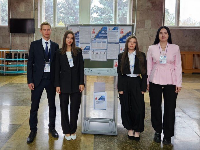 Члены Молодёжной избирательной комиссии Луганска вышли в финал всероссийского конкурса «Мои медиавыборы» Члены Молодёжной избирательной комиссии Луганска вышли в финал всероссийского конкурса «Мои медиавыборы»