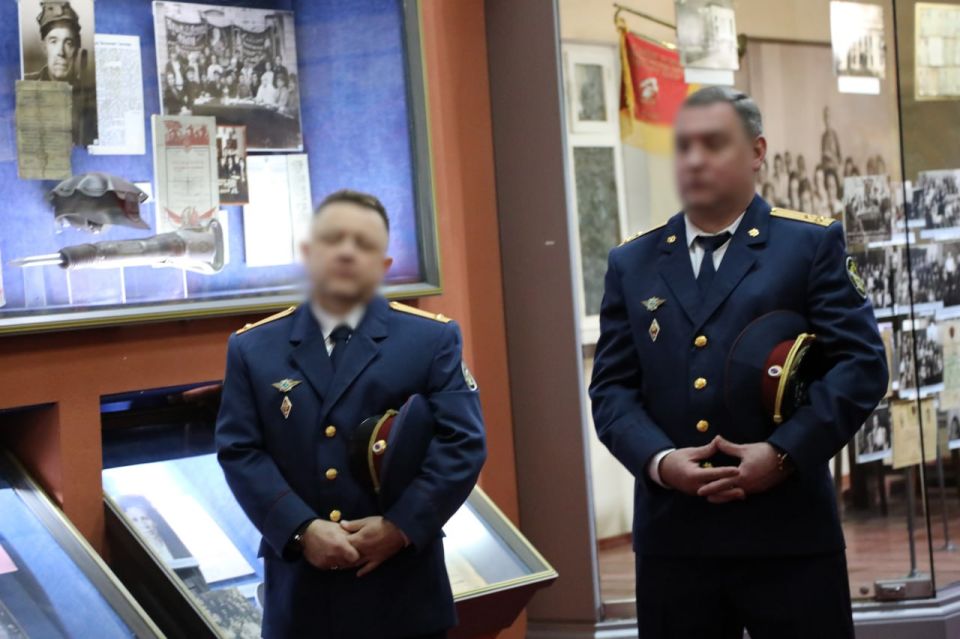 В УФСИН России по Луганской Народной Республике состоялась торжественная церемония приведения к Присяге молодых сотрудников В УФСИН России по Луганской Народной Республике состоялась торжественная церемония приведения к Присяге молодых сотрудников