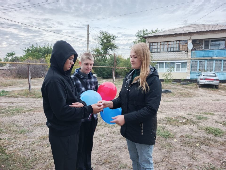 Вчера отмечалась памятная дата — воссоединение Луганской Народной Республики с Российской Федерацией Вчера отмечалась памятная дата — воссоединение Луганской Народной Республики с Российской Федерацией