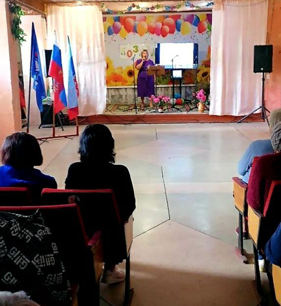 В Литвиновском СДК активистами партии «Единая Россия» проведён торжественный концерт "Чтобы песня всегда жила в сердце…", посвященный Дню пожилого человека В Литвиновском СДК активистами партии «Единая Россия» проведён торжественный концерт "Чтобы песня всегда жила в сердце…", посвященный Дню пожилого человека