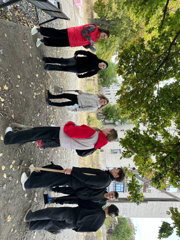 Заместитель председателя МИК Перевальского района приняла участие в патриотической акции Заместитель председателя МИК Перевальского района приняла участие в патриотической акции