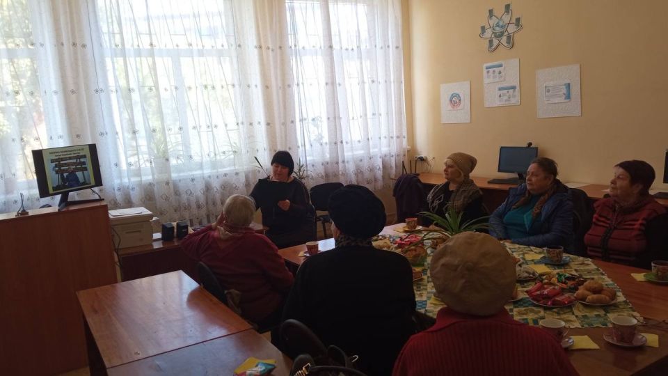В центральной библиотеке для взрослых прошло дружеское чаепитие для пожилых людей В центральной библиотеке для взрослых прошло дружеское чаепитие для пожилых людей