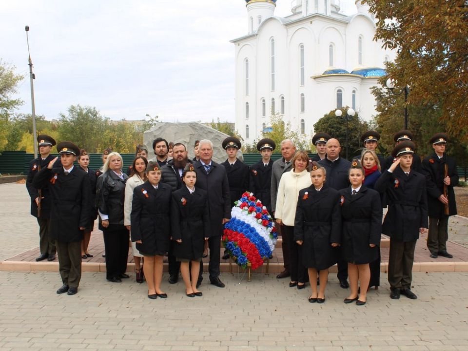 Члены ТИК ЛНР приняли участие в мероприятиях к третьей годовщине воссоединения с Россией Члены ТИК ЛНР приняли участие в мероприятиях к третьей годовщине воссоединения с Россией
