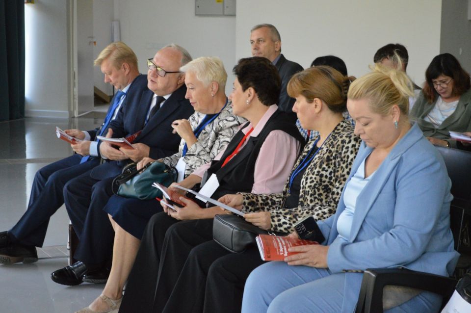 ���������� ���������� �������������� ����� ������� ������� � ������������� ������-������������ ����������� �V ���������� ������. ������� � �����-�����