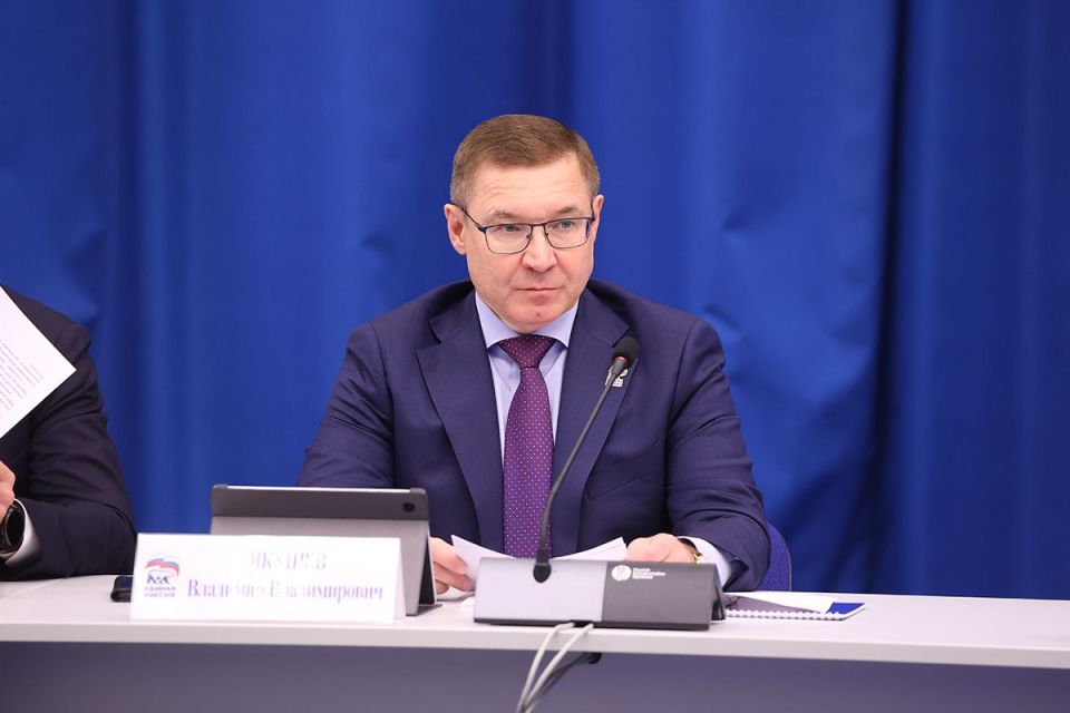 Социальные обязательства, обороноспособность, национальные цели: «Единая Россия» обеспечит финансирование народной программы в проекте бюджета Социальные обязательства, обороноспособность, национальные цели: «Единая Россия» обеспечит финансирование народной программы в проекте бюджета