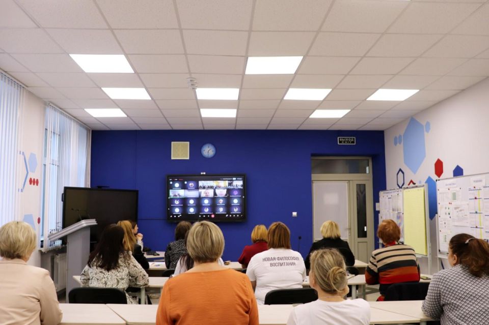 Родительское собрание «Семья: традиции и современность – карта семейных целей и ценностей» Родительское собрание «Семья: традиции и современность – карта семейных целей и ценностей»