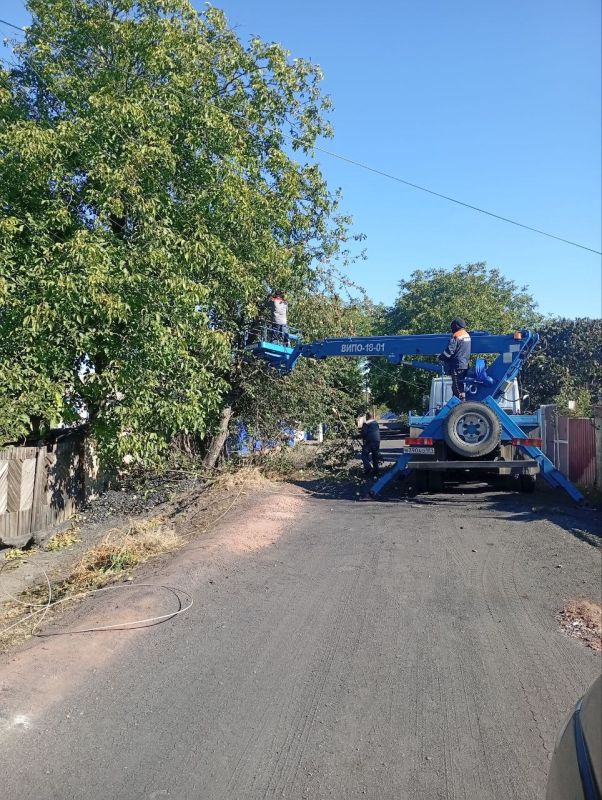 Ремонт линий наружного освещения в пгт Новодарьевка Ремонт линий наружного освещения в пгт Новодарьевка