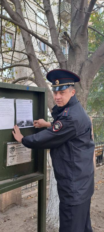 Сотрудники ОГИБДД ОМВД России «Краснодонский» провели информационное мероприятие Сотрудники ОГИБДД ОМВД России «Краснодонский» провели информационное мероприятие
