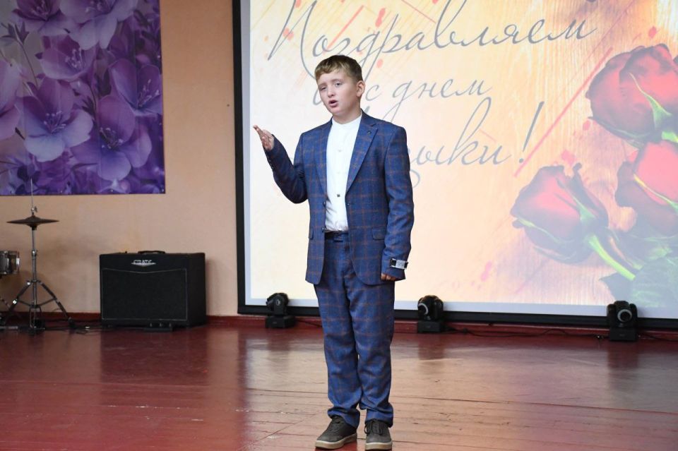 Сергей Колягин: В Детской школе искусств города Первомайска прошел замечательный праздник, посвященный Международному дню музыки и Дню учителя Сергей Колягин: В Детской школе искусств города Первомайска прошел замечательный праздник, посвященный Международному дню музыки и Дню учителя