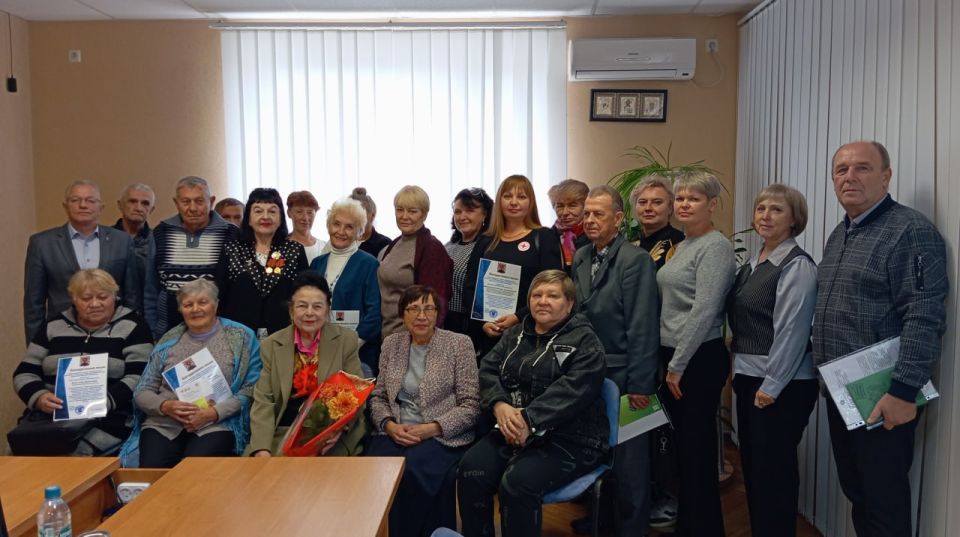 Встреча партийцев с Краснолучским горсоветом ветеранов Встреча партийцев с Краснолучским горсоветом ветеранов