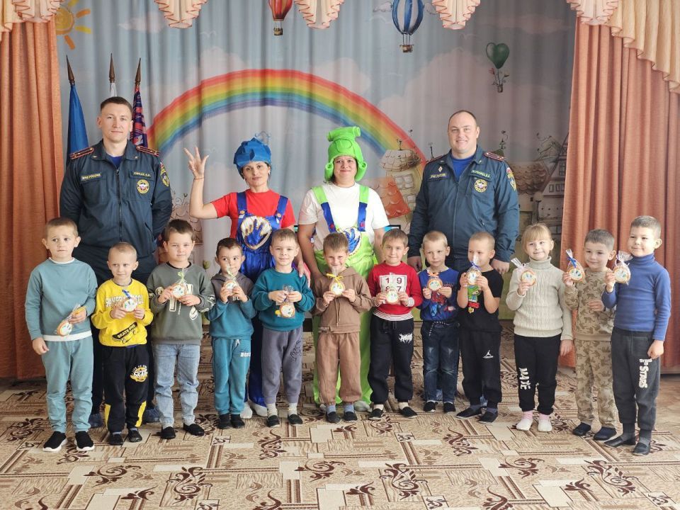 2 октября ГБДОУ ЛНР «Беловодский ЯС №2 «Радуга» принял участие в проведении Всероссийского открытого урока «Основы безопасности жизнедеятельности» 2 октября ГБДОУ ЛНР «Беловодский ЯС №2 «Радуга» принял участие в проведении Всероссийского открытого урока «Основы безопасности жизнедеятельности»