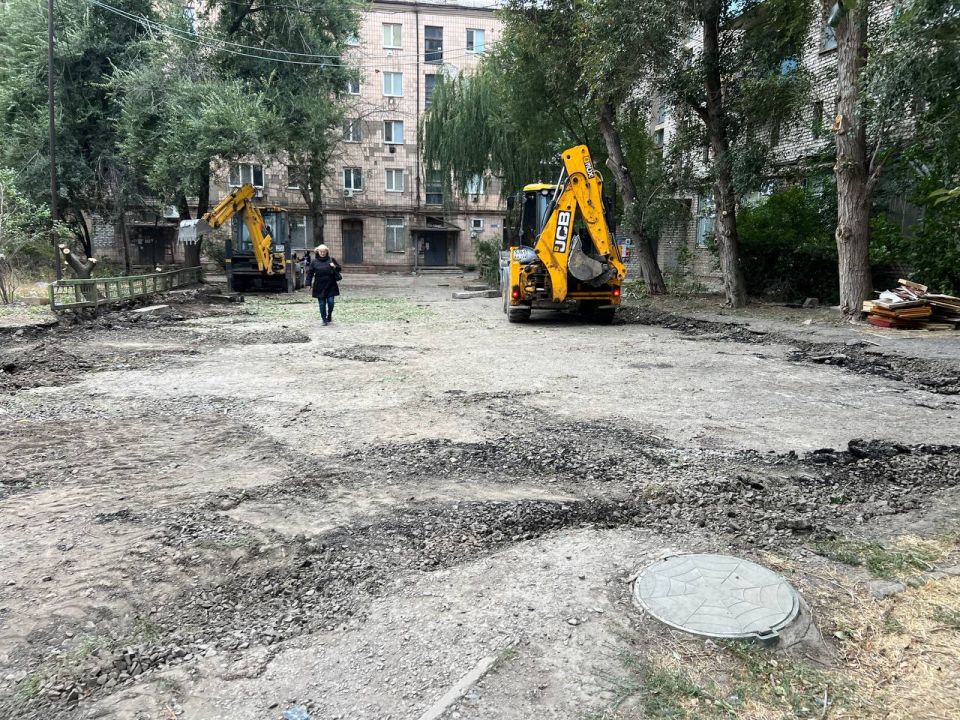 Сергей Козенко: В Краснодонском муниципальном округе реализуется план мероприятий по обновлению уличнодорожной сети Сергей Козенко: В Краснодонском муниципальном округе реализуется план мероприятий по обновлению уличнодорожной сети